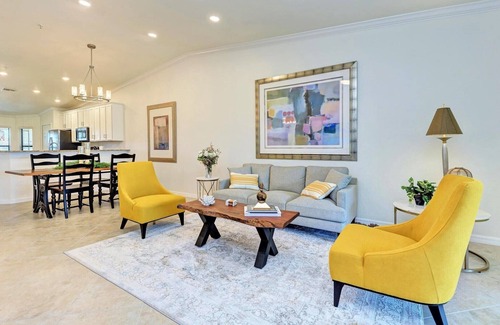 Lakewood Ranch Condo | Sunrise/Sunsets Views - King/Queen- Pet Friendly - Golf and Lake views