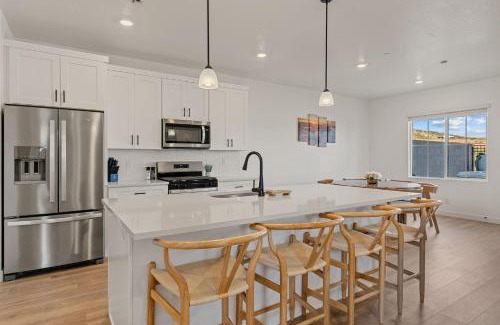 St. George House | Sunseekers Escape townhouse