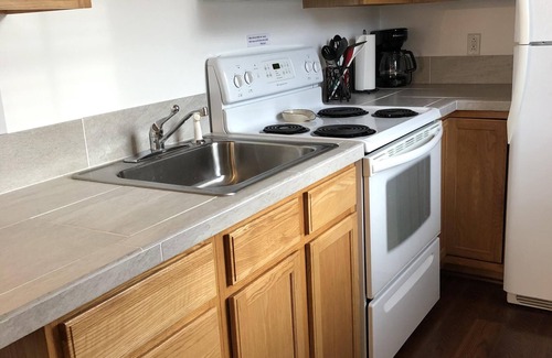 Amanda Apartment | Sunset Apartment- Peaceful Country Setting- Reasonable Distance to Hocking Hills