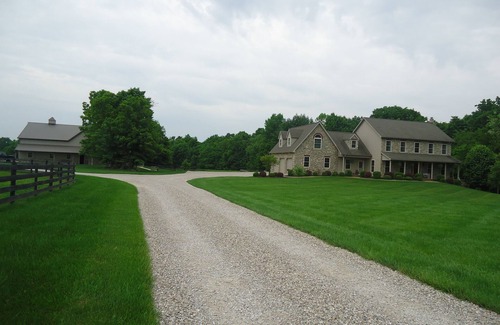 Amanda Apartment | Sunset Apartment- Peaceful Country Setting- Reasonable Distance to Hocking Hills