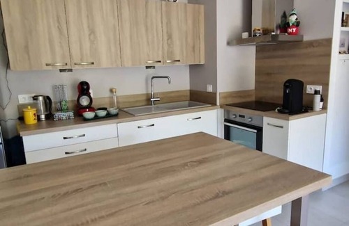 Le Pradet Apartment | Sunset Appart*4 pers*Piscine*Proche mer*Calme