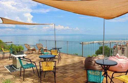 Chernomorets House | SUNSET ART Beach Front