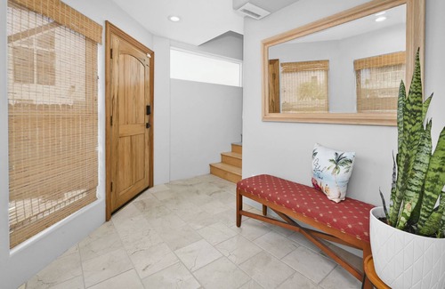 Sunset Beach House | Sunset beach 3 bedroom Across from the Street from the Ocean