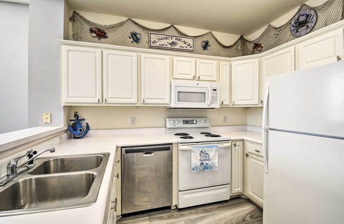 Sunset Beach Condo | Sunset Beach Resort Condo in Golf Community!