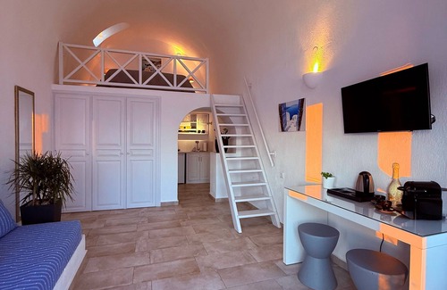 Imerovigli Apartment | Sunset Caldera Sea View Houses