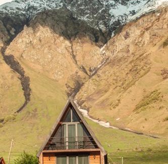 Stepantsminda House | Sunset Cottage Kazbegi