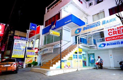 Puerto Princesa City Centre Condo | Sunset Cove: Island Condo