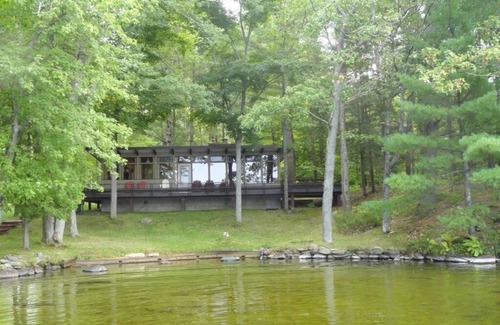 Muskoka Lakes Cottage | Sunset Cove Lake Muskoka