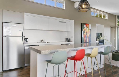 Wharewaka Apartment | Sunset dreamer Summar