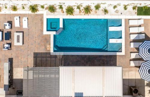 Indio House | Sunset Escape Home With Resort Pool And Spa