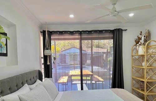 Chain Valley Bay House | Sunset Heaven With Pool!