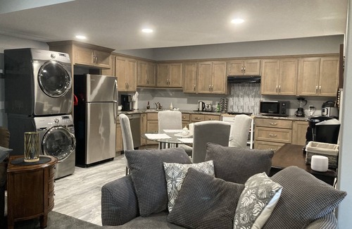 Spruce Grove House | Sunset Hot Tub Suite