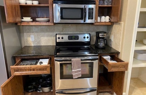 Seven Coves Condo | Sunset Lake House