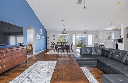 Coarsegold House | Sunset Lookout Mountain villa, Meadows, Gazebo