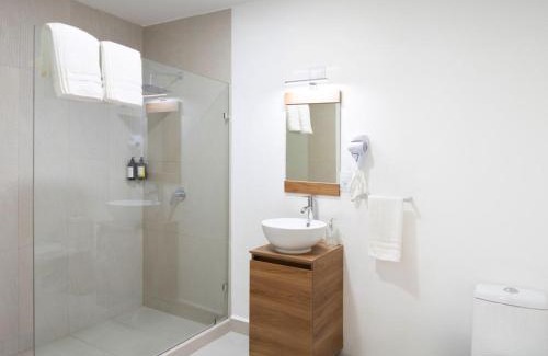 Balcones de Loma Linda Apartment | Sunset Mazatlán Rooftop Pool Breathtaking View
