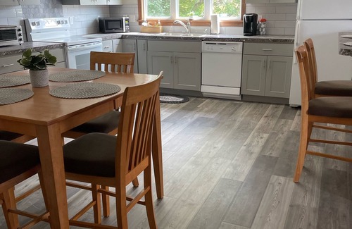 South Barre House | Sunset Meadow