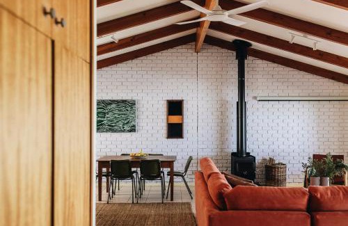 Wellington House | Sunset Muse - A Waterfront Home with Panoramic Views and Jetty