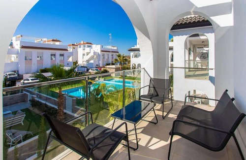 Quesada Apartment | Sunset Paradise - Sleeps 4 Pool Terrace & Views
