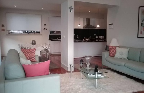 Mount Martha House | Sunset Peak - Breathtaking Sunsets - $850.00 per night avg