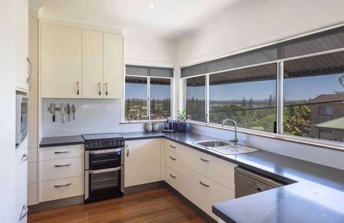 Yamba Apartment | Sunset Penthouse - Oceanstays