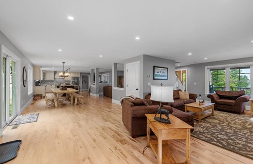 Gilford House | Sunset Retreat at Dockham Shore