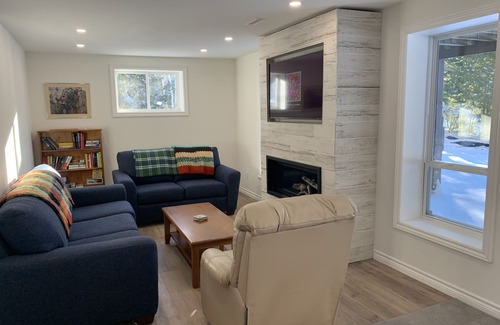 Kearney Cottage | Sunset Retreat - Includes Kayaks, Firepit, BBQ