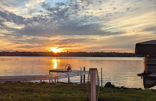 Biron Cottage | Sunset River Vacation! Boat Dock; Pet friendly; Sleeps 9