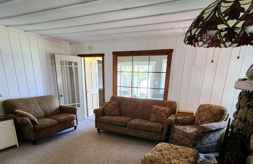 Cheboygan County Cottage | Sunset Shores 3 Bedroom 1 Bath Lakefront Burt Lake Cottage- Sleeps 6
