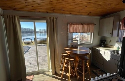 Clare Cottage | Sunset Shores #4- Fishing : Unplug and Experience Michigan's Stunning Fall