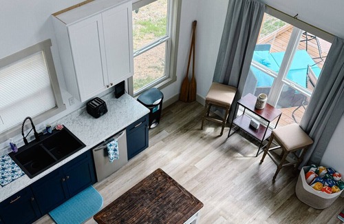 Cedar Bluff House | Sunset Shores at Waterhouse Cove