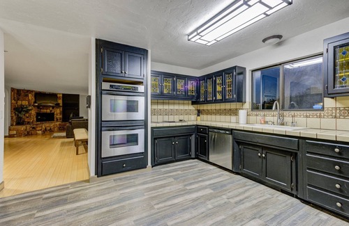 Vallejo House | Sunset Spanish Villa W/Pool, Pool table, BBQ +