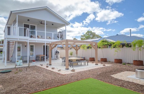 Normanville House | Sunset Strip