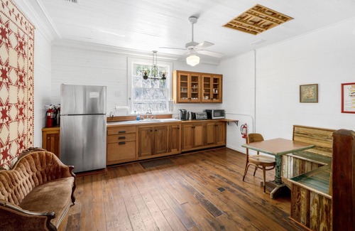 Historic Downtown Apalachicola Apartment | Sunset Views & Balcony Access, King Bedroom