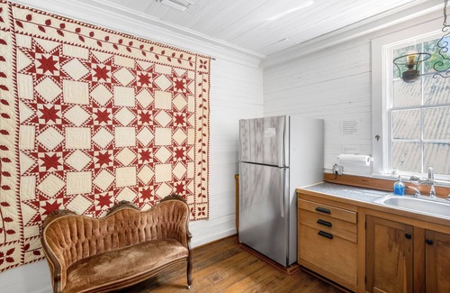 Historic Downtown Apalachicola Apartment | Sunset Views & Balcony Access, King Bedroom