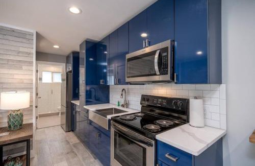 Bridgman House | Sunset Villa B2