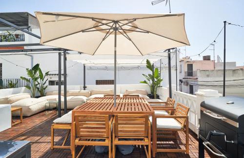 Marbella City Centre Apartment | SUNSET VILLA - Jacuzzi & Grill