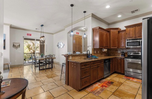 St. George Condo | Sunset Vista - Amazing Views - Pet Friendly!