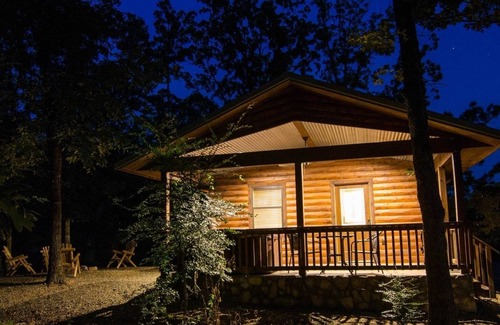 Broken Bow Cabin | Sunsettin Cabin With Fireplace, Free Wifi, and Parking Onsite by Redawning