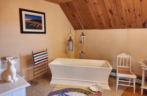 Guernsey Cove Other | SUNSHINE FARMnRemote country relaxation