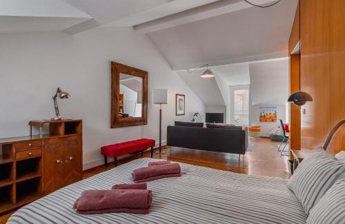 Santos Apartment | Sunshine Madragoa