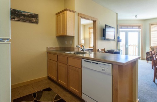 Mammoth Lakes Condo | Sunstone 329