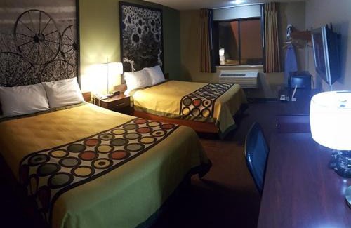 Ankeny Hotel | Super 8 by Wyndham Ankeny/Des Moines Area