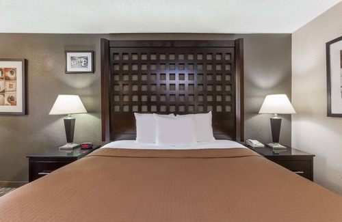 Atoka Hotel | Super 8 by Wyndham Atoka