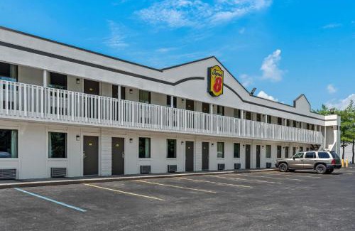 Brownsburg Hotel | Super 8 by Wyndham Brownsburg
