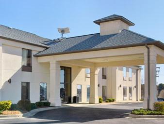 Conway Hotel | Super 8 by Wyndham Conway