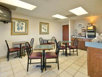 Conway Hotel | Super 8 by Wyndham Conway