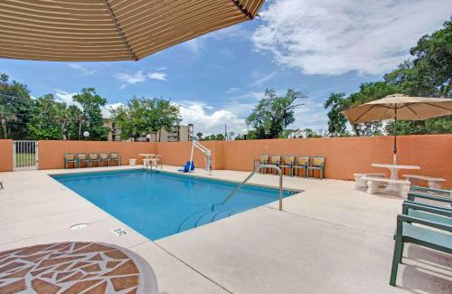 Bethune Grant Hotel | Super 8 by Wyndham Daytona Beach