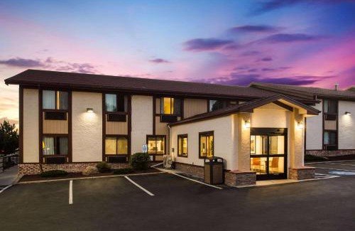 Flagstaff Hotel | Super 8 by Wyndham Flagstaff