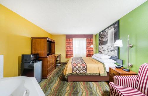 Jacksonville Hotel | Super 8 by Wyndham Jacksonville