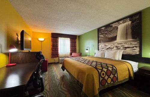 Jacksonville Hotel | Super 8 by Wyndham Jacksonville